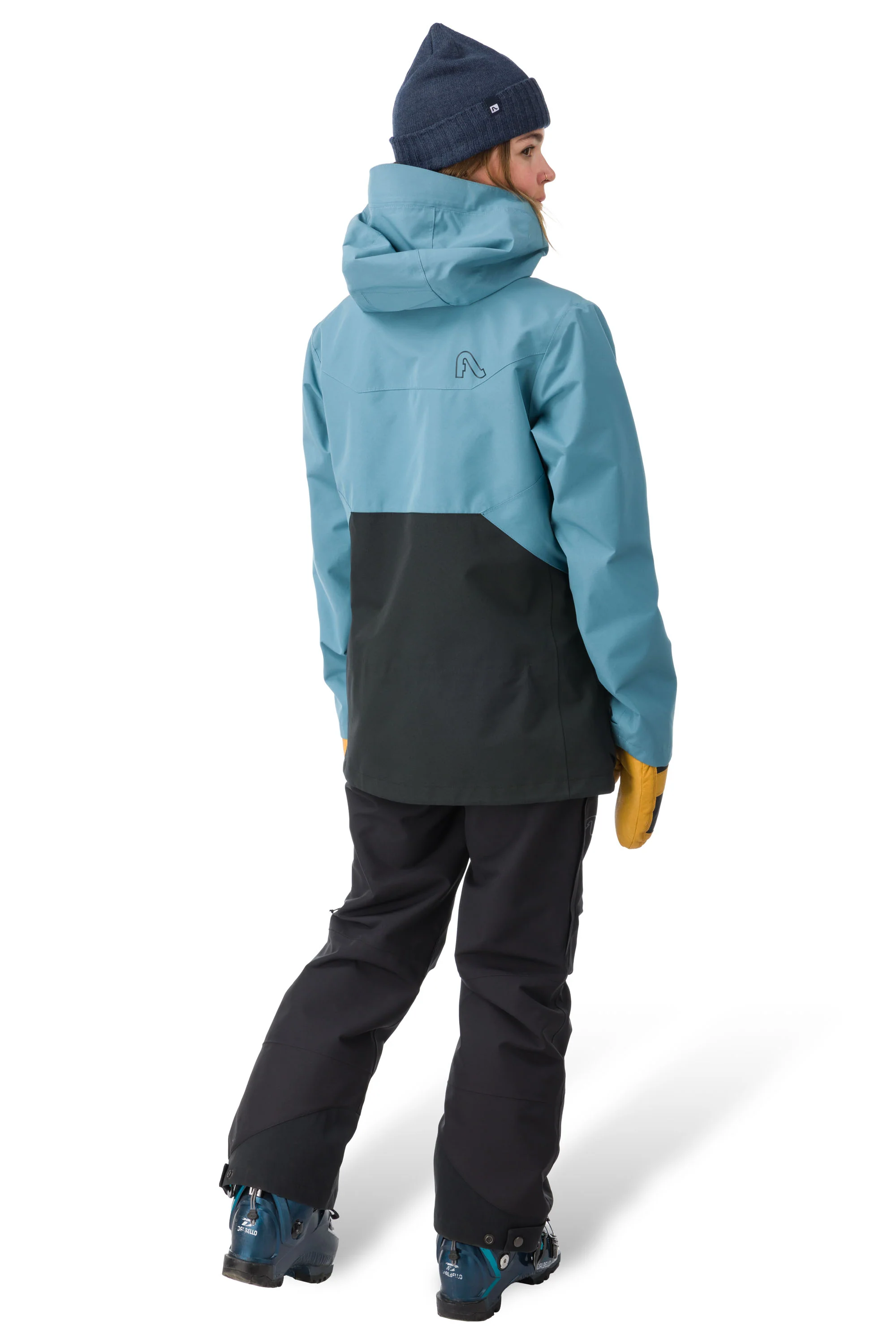 2024 Puma Jacket - Image 12