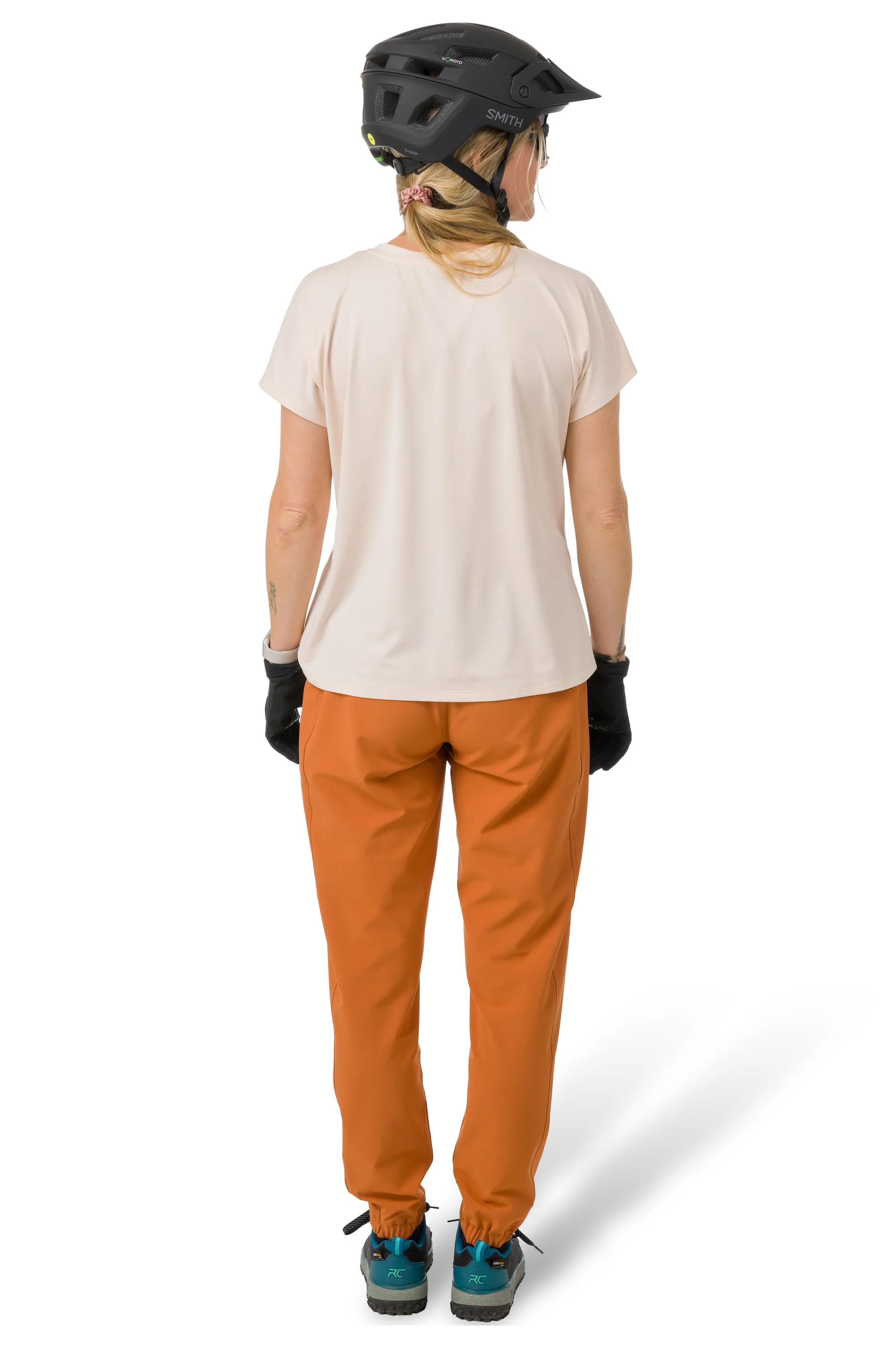 Emilia Tee - Image 14